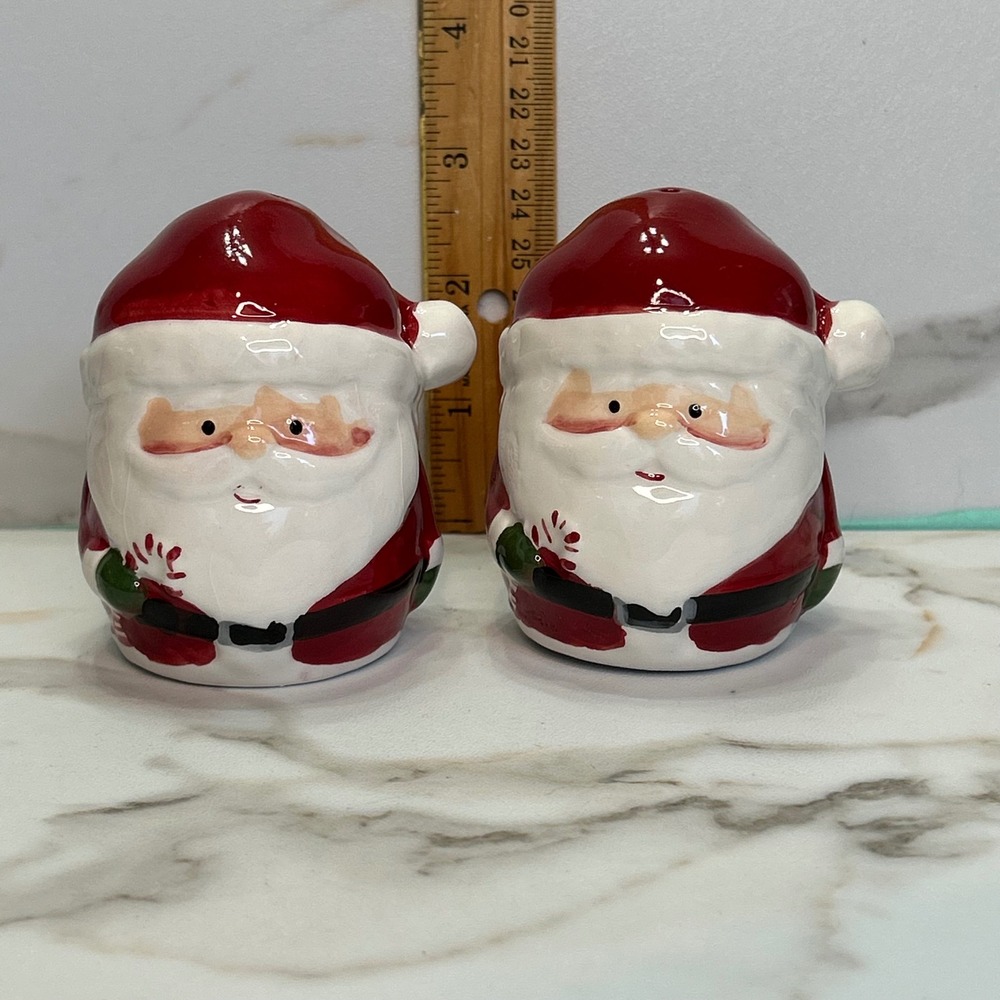 Vintage Santa Claus Ceramic Salt and Pepper Shaker Set Christmas Holiday Decor